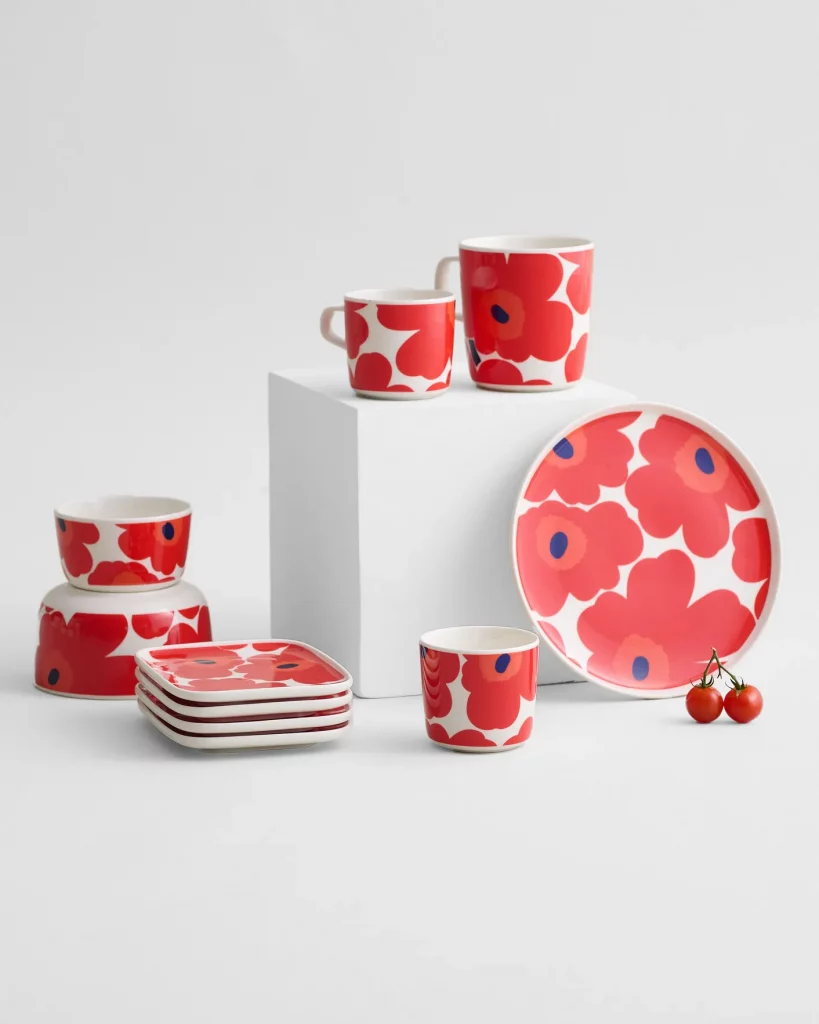 Marimekko-unniko-coralle-weiß